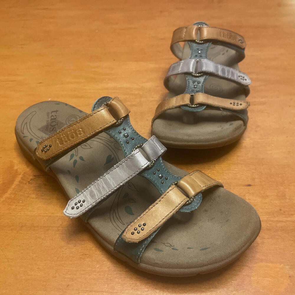 Taos Footwear Women's Tribute 2 Slide Leather Sandals, Teal, 7 M US Excellent